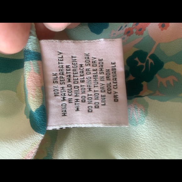 Beautiful Silk Print Umpire Waist Dress - Picture 6 of 6